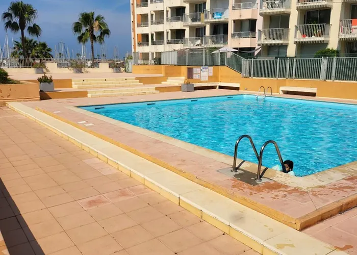 Familial Confort Sur Le Port Du Cap * Agde